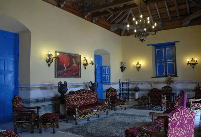 Hotelli Beltrán de Santa Cruz