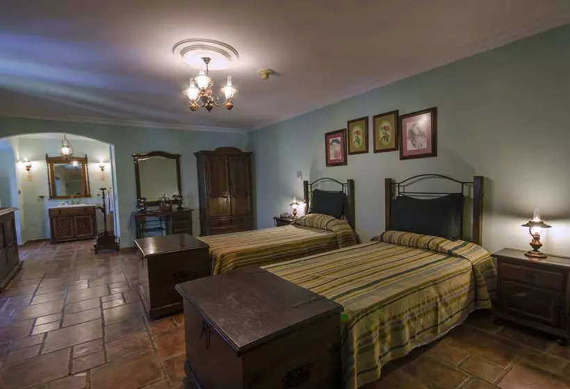 Hotelli Beltrán de Santa Cruz