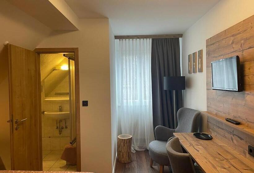 호텔 Bergischer Hof   Bergischer Hofgarten