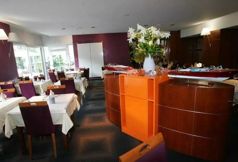 ホテル Boutique Logis Hôtel Relais De Vincey