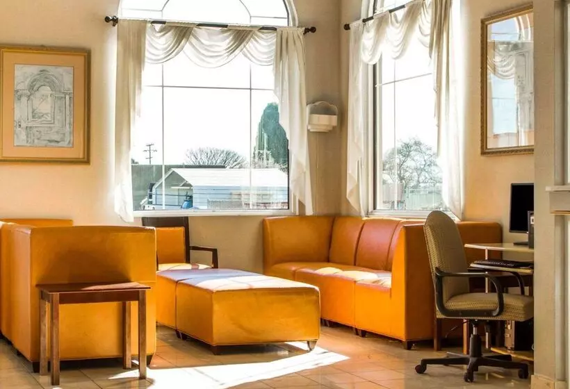 호텔 Comfort Inn Watsonville