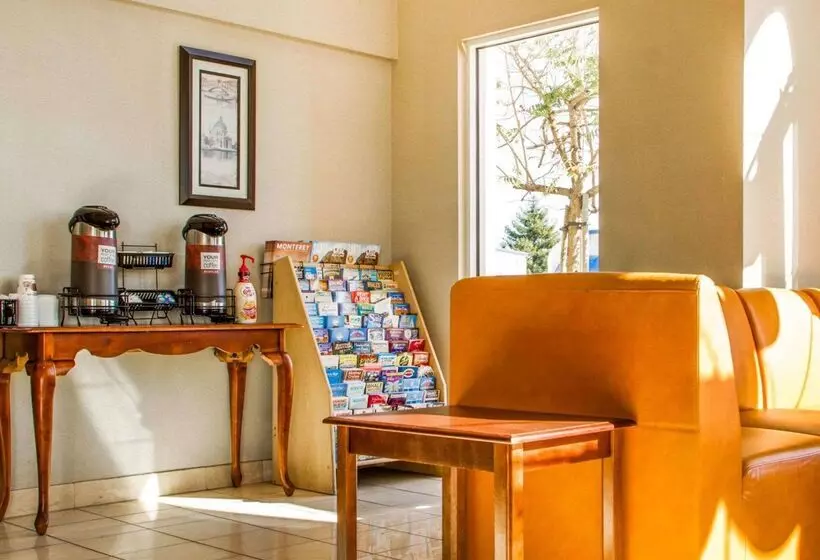 호텔 Comfort Inn Watsonville