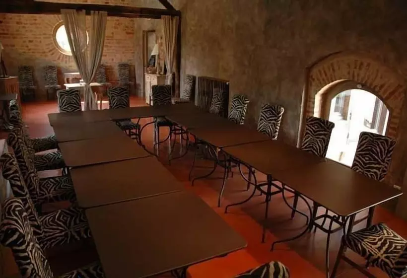 ホテル Hôtel De La Tour