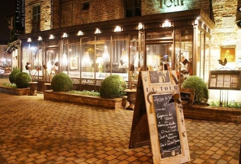 ホテル Hôtel De La Tour