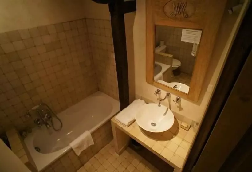 ホテル Hôtel De La Tour