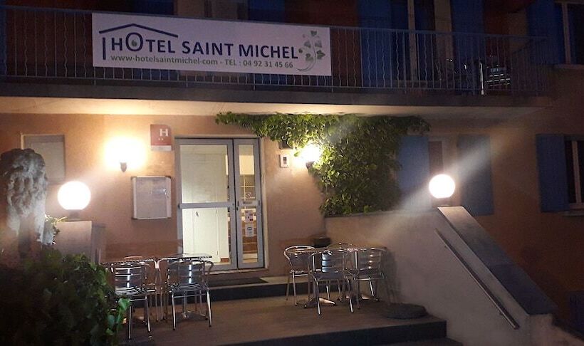 هتل Hôtel Saintmichel