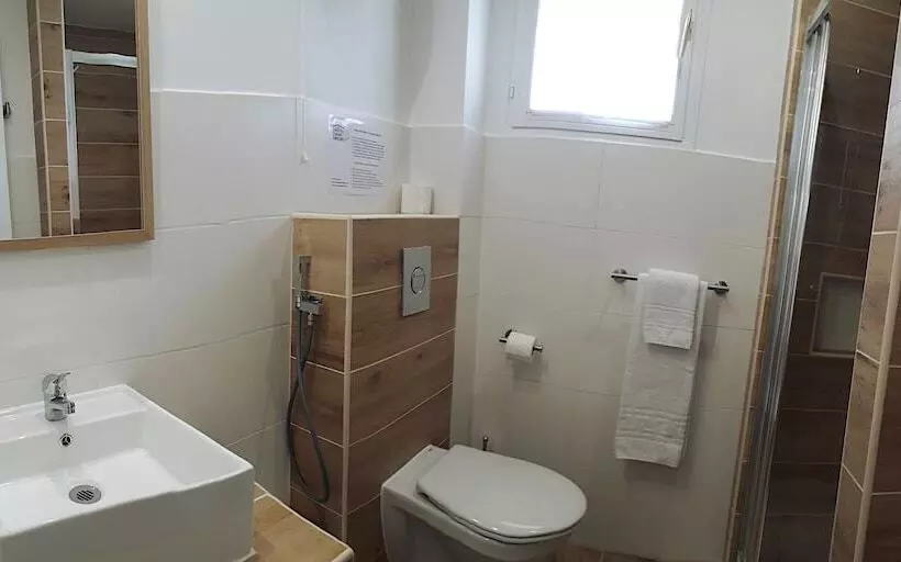 בית מלון כפרי Hôtel Saintmichel