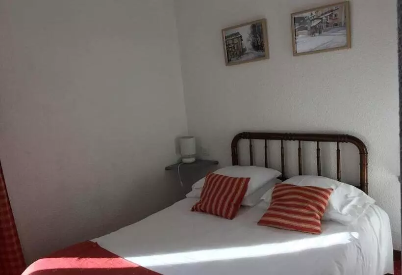 בית מלון כפרי L'auberge Catalane