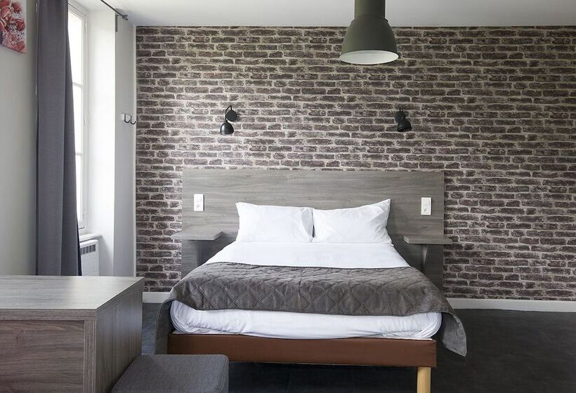 Logis Hotel & Restaurant Le Carnot