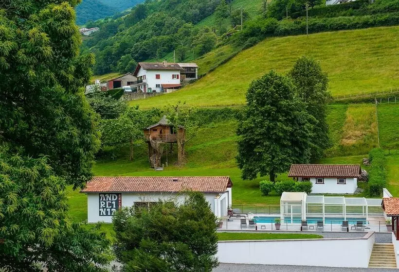 فندق Logis Hôtel Andreinia & Cabanes