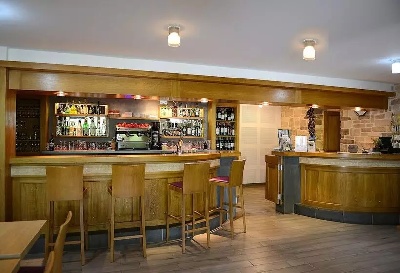 فندق Logis Hôtel Andreinia & Cabanes