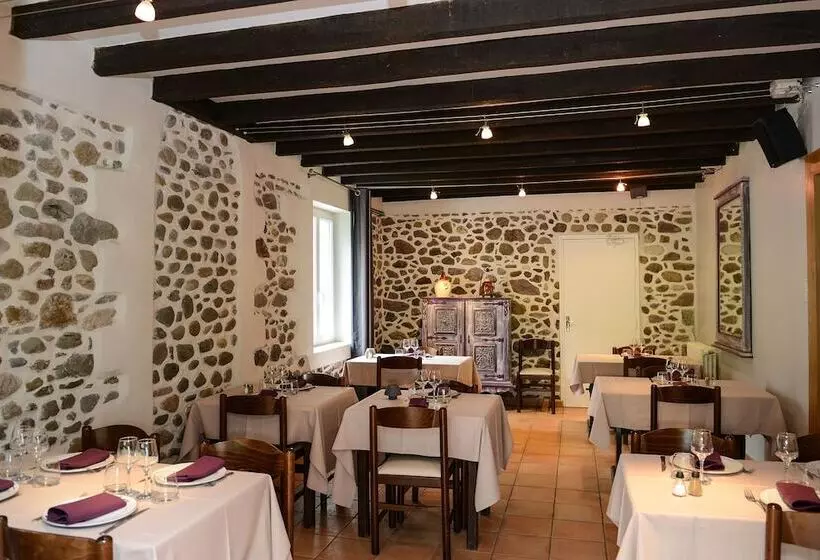 فندق Logis Hôtel Andreinia & Cabanes