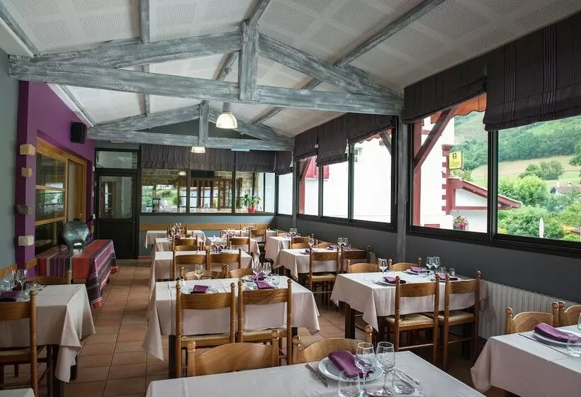 فندق Logis Hôtel Andreinia & Cabanes