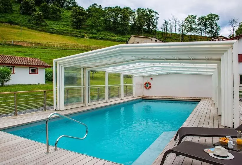 فندق Logis Hôtel Andreinia & Cabanes