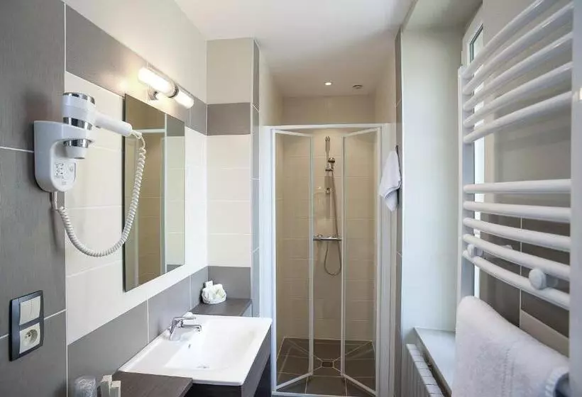 酒店 Logis Auberge De La Sélune