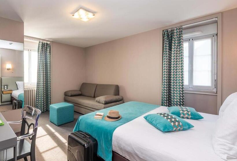 ホテル Logis Auberge De La Sélune