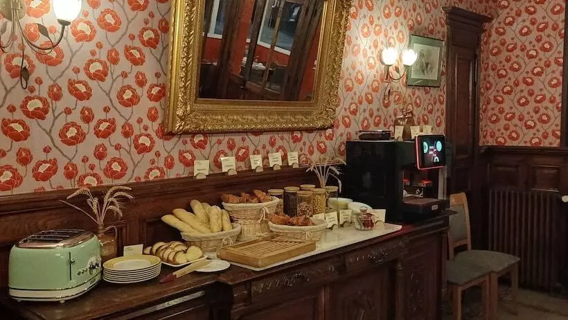 ホテル Logis Hôtel De France