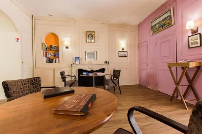 هتل Logis Hôtel Le Vert Galant