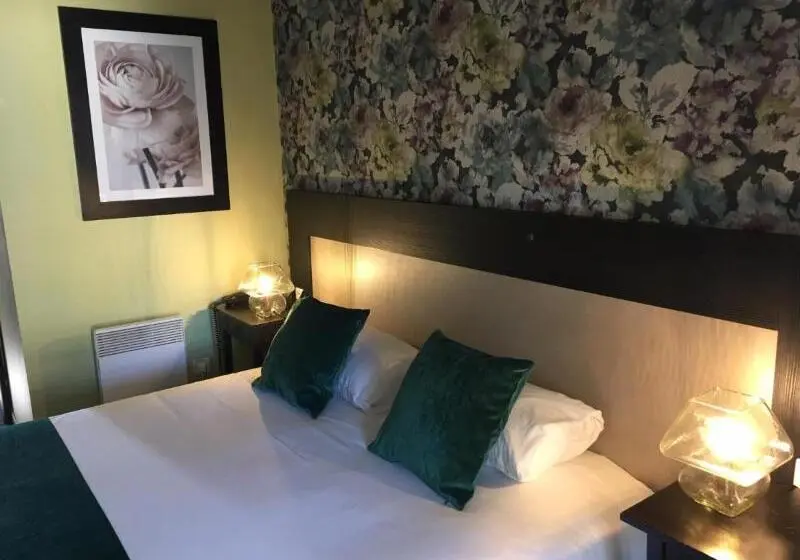 هتل Logis Hôtel Le Vert Galant