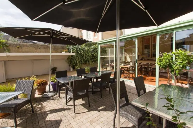 هتل Logis Hôtel Le Vert Galant