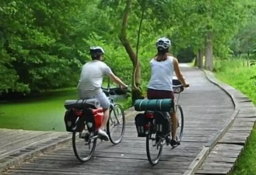 ホテル Logis Hôtel Restaurant Le Fontarabie