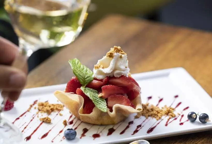 ホテル Logis Hôtel Restaurant Le Fontarabie