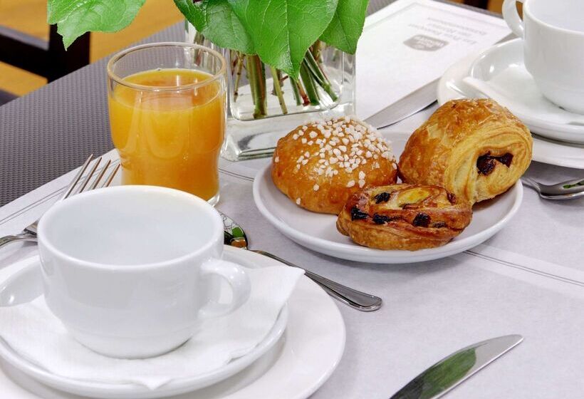 هتل Opera D Antin