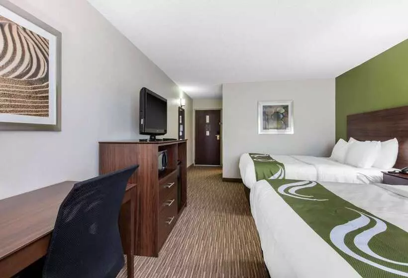 هتل Quality Inn & Suites Mountain Home North