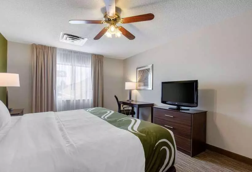 هتل Quality Inn & Suites Mountain Home North