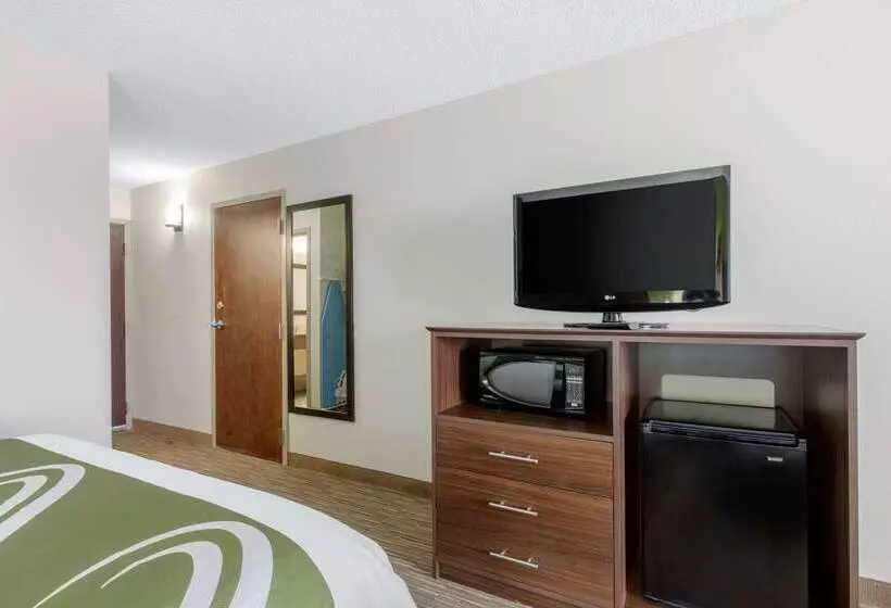 هتل Quality Inn & Suites Mountain Home North