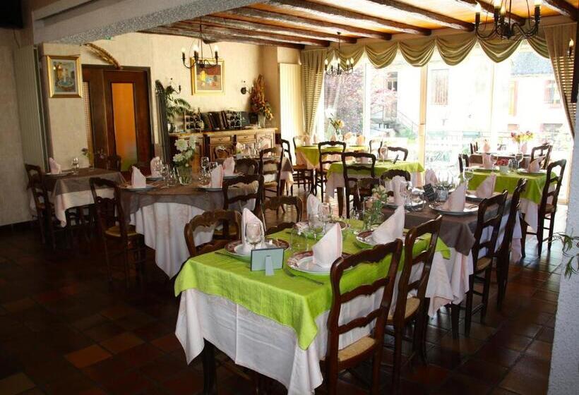 ホテル Restaurant Des Deux Vallées