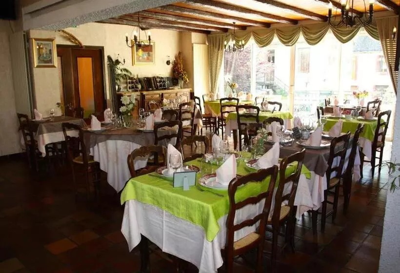 Отель Restaurant Des Deux Vallées