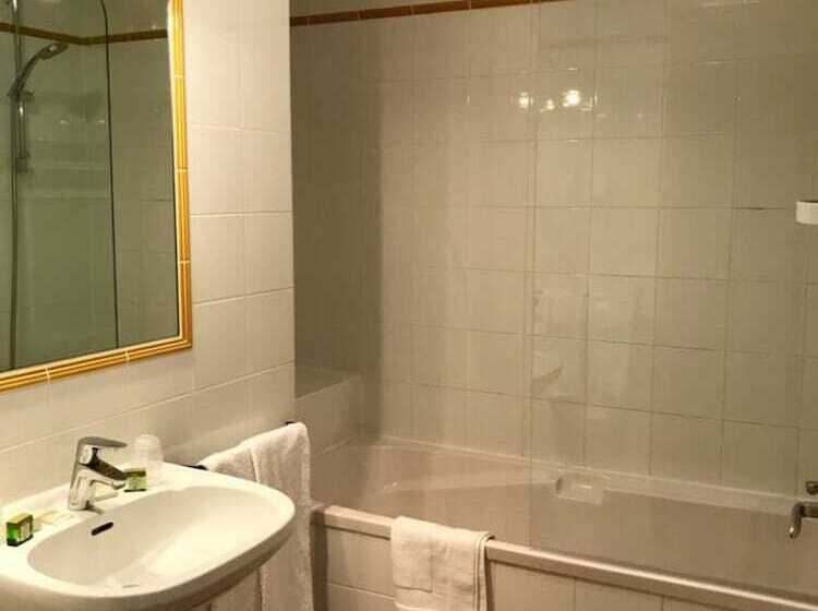 田舎風ホテル Auberge Du Fel