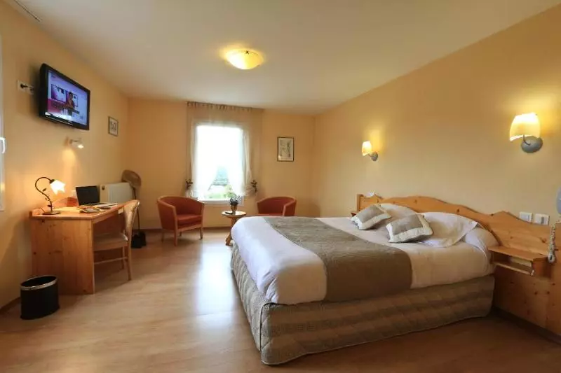 Отель Hôtel Le Provence