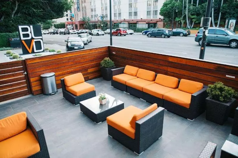 酒店 The Blvd  & Suites  Adults Only