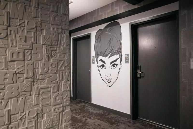 酒店 The Blvd  & Suites  Adults Only