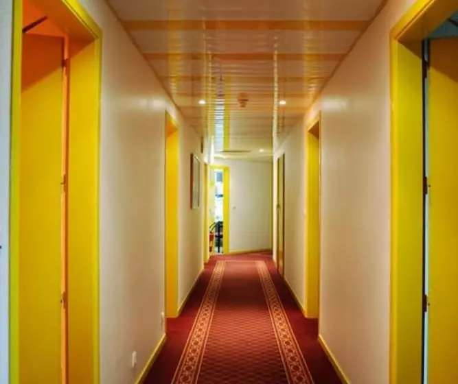 Отель Hôtel Horus