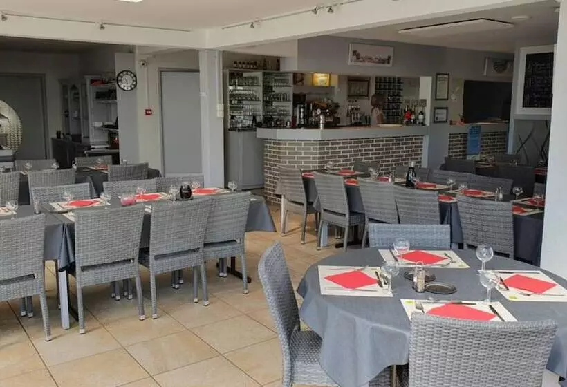 Отель Hôtel Horus