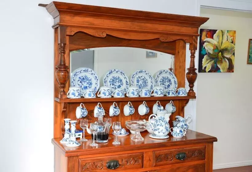 Hotelli Torquay Terrace Bed & Breakfast