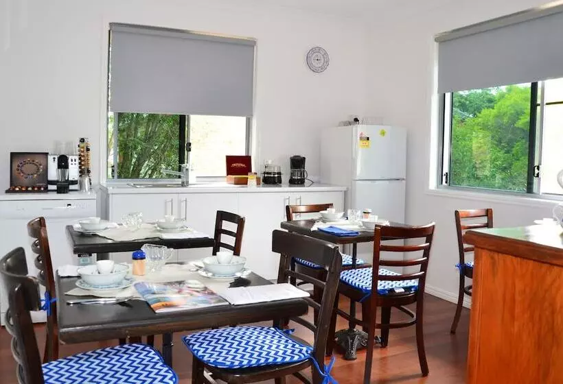 Hotelli Torquay Terrace Bed & Breakfast
