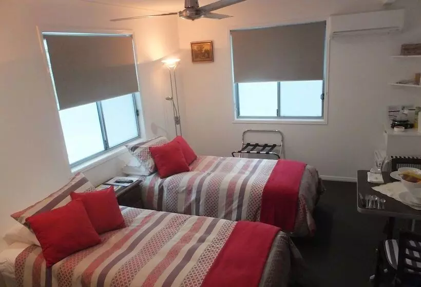 Hotelli Torquay Terrace Bed & Breakfast