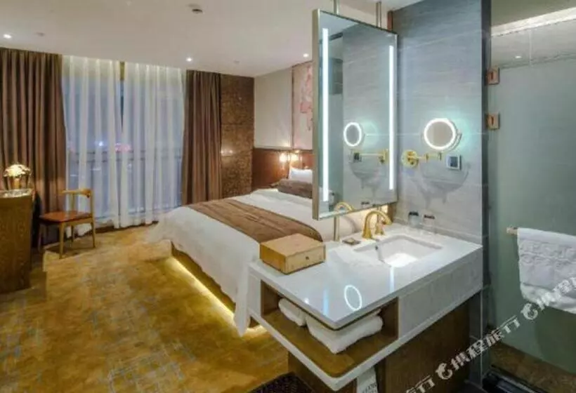 هتل James Joyce Coffetel Chongqing Huangnibang Subway Station