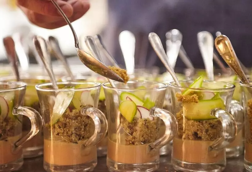 Carmelo Resort & Spa