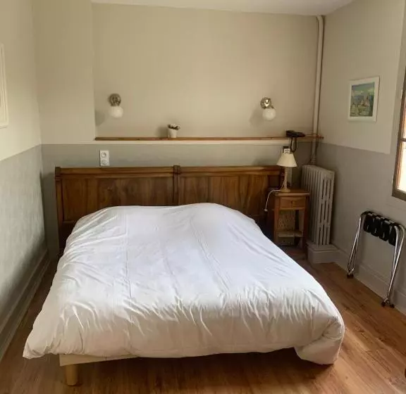 Отель Au Sans Souci