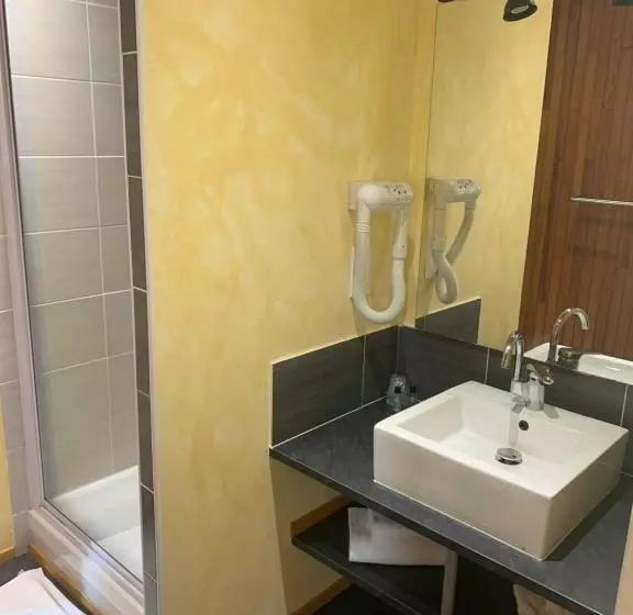 Отель Au Sans Souci