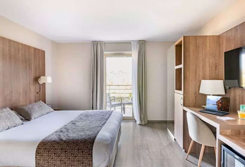 Отель Best Western Hôtel Des Barolles   Lyon Sud