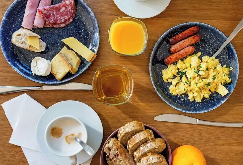 Отель Best Western Hôtel Des Barolles   Lyon Sud