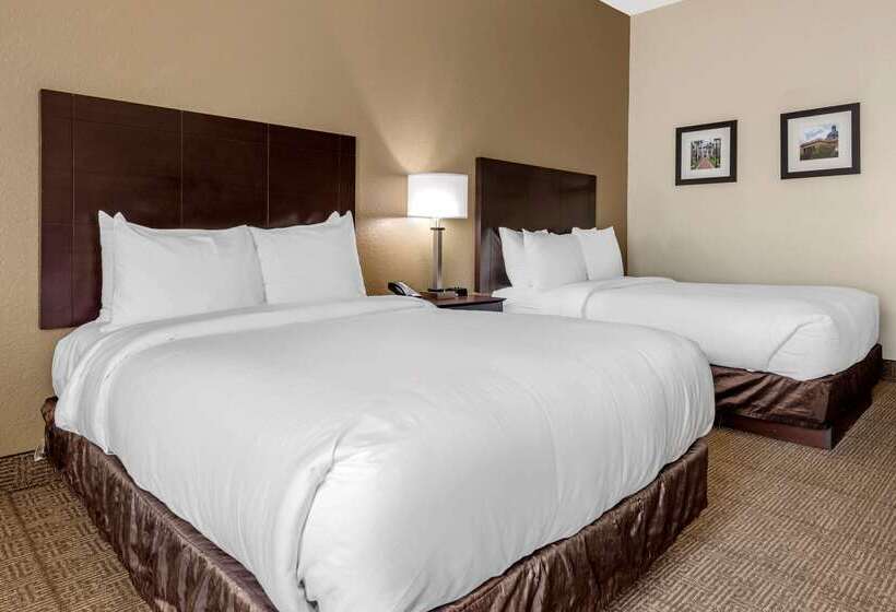 فندق Comfort Inn & Suites Deland Near University
