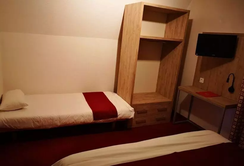 فندق Hôtel Espace Montclar