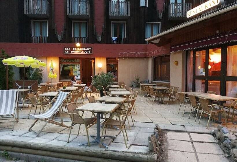 هتل Hôtel Espace Montclar